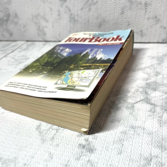 Northern California & Nevada 2011 TourBook- paperback. - Picture 2 of 6